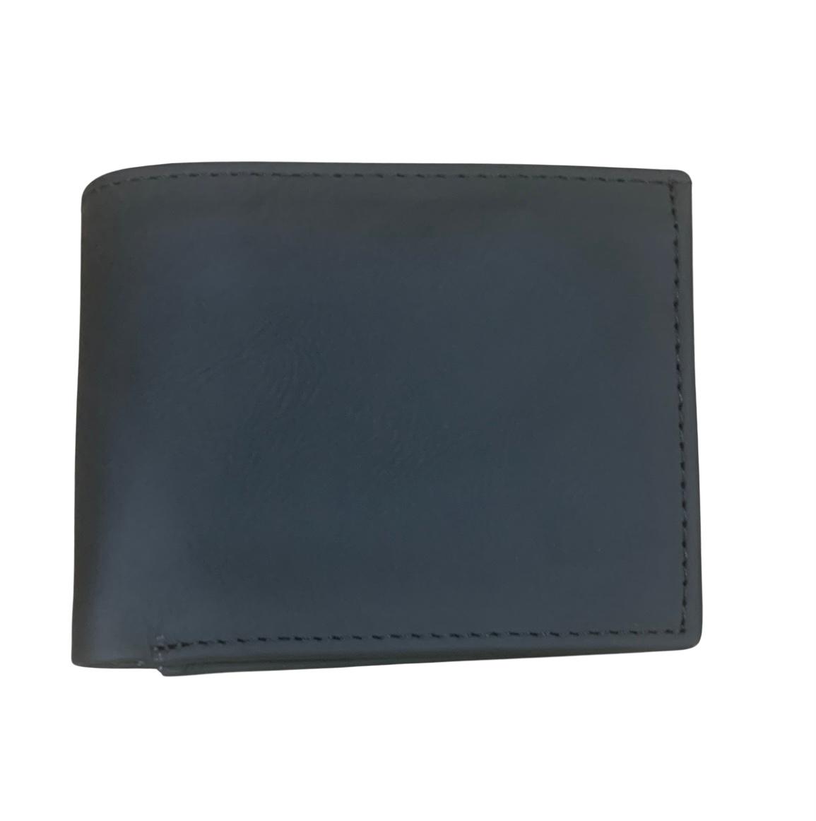 Classic Leather Wallet for Men – Slim & Elegant Design